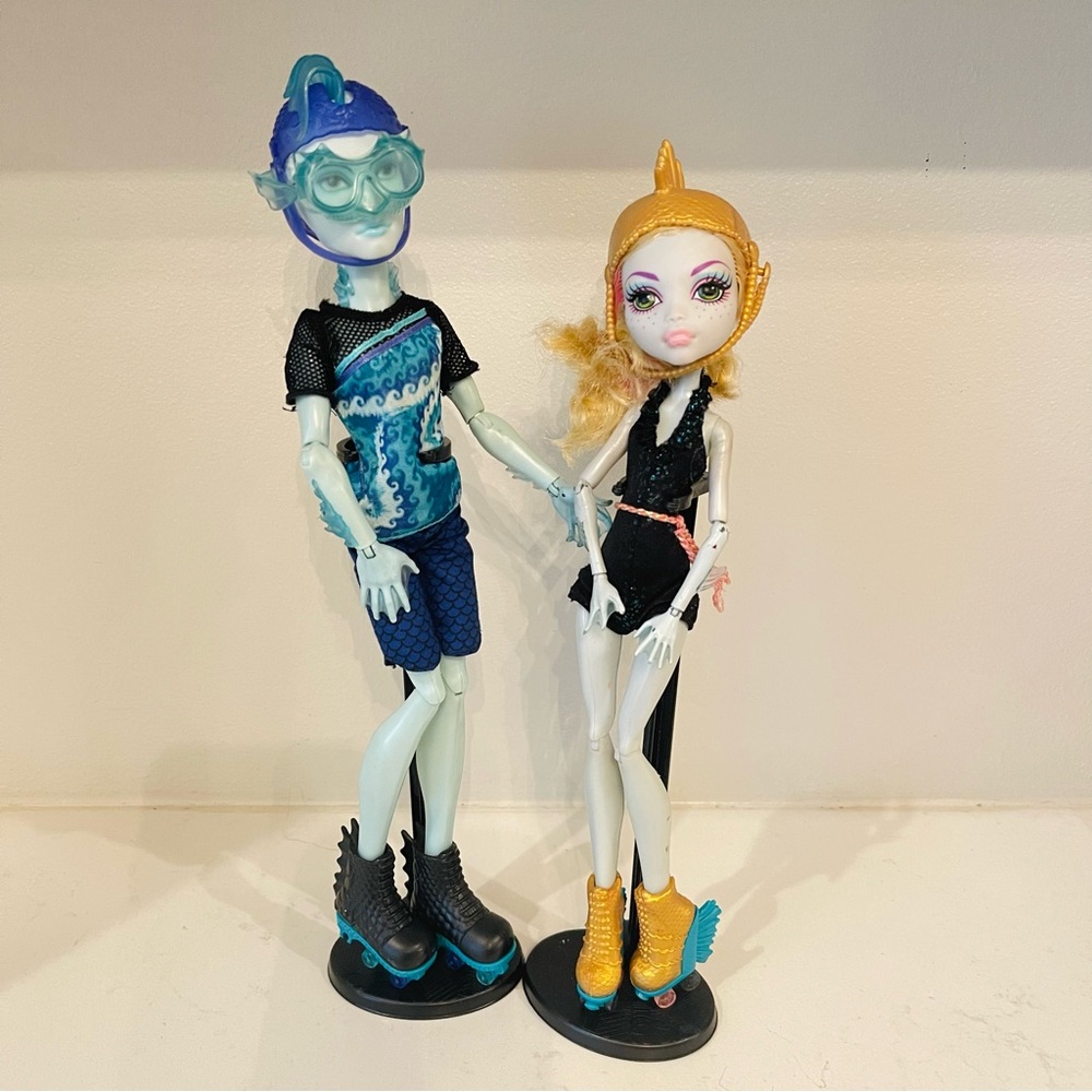 Mattel Monster High Wheel Love Lagoona Blue & Gillington "Gil" Webber
